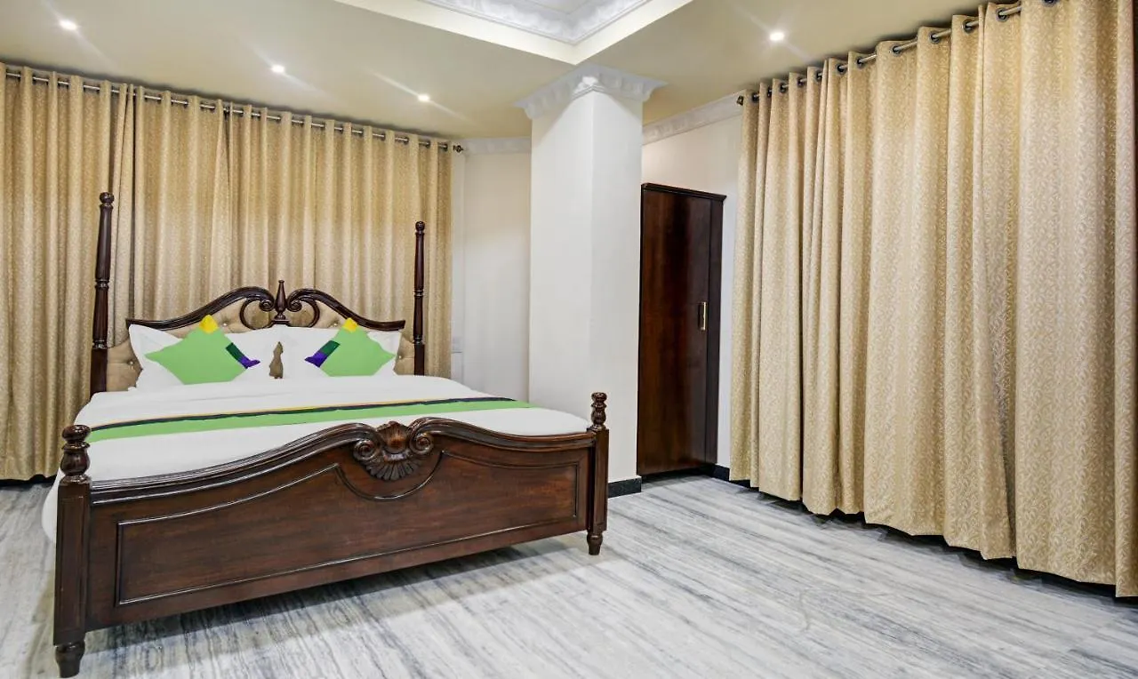 Treebo Jheel Mahal Hotel Udaipur